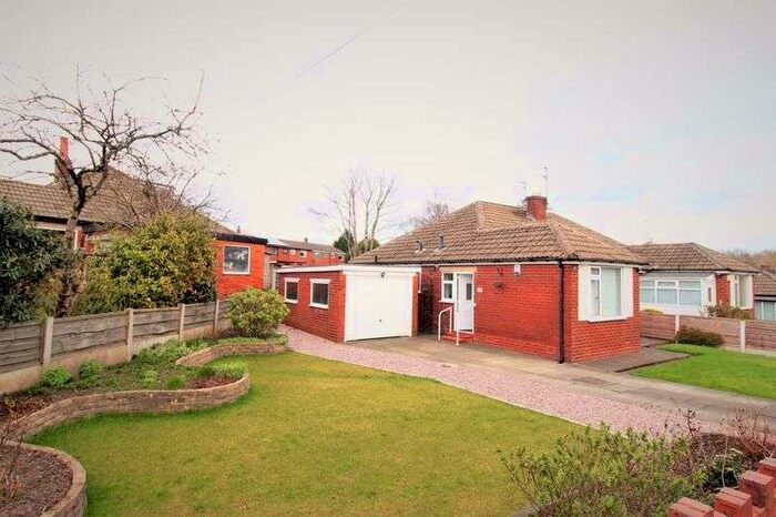 2 Bedroom Property To Rent In Welling Road, Manchester, M40