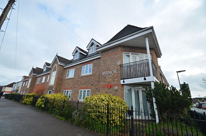 2 Bedroom Flat To Rent In Thorpe Road, Staines-Upon-Thames, TW18