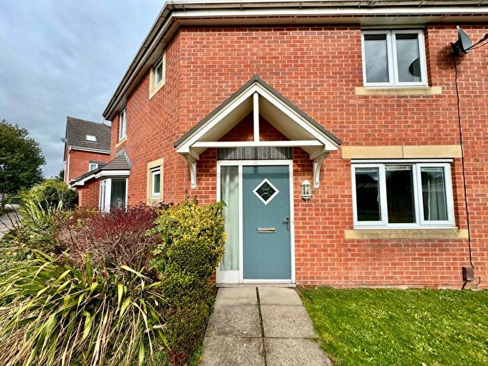 3 Bedroom Semi-Detached House For Sale In Scotlands Drive, Coalville, LE67