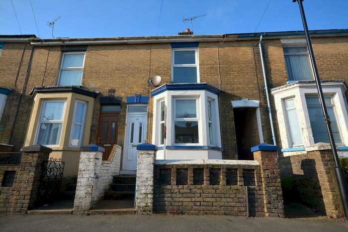 2 Bedroom Terraced House To Rent In Pelham Road, Cowes, PO31