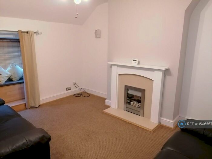 2 Bedroom Maisonette To Rent In Gill Crescent North, Houghton Le Spring, DH4