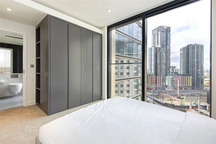 1 Bedroom Flat To Rent In Hampton Tower, South Quay Plaza, Marsh Wall, E14