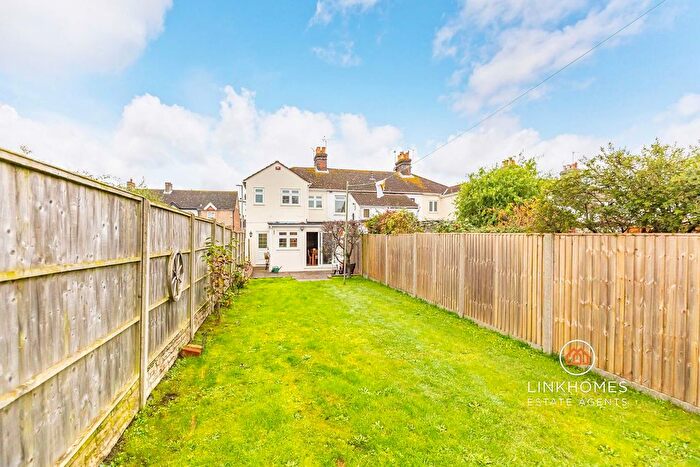 3 Bedroom Terraced House For Sale In Elizabeth Road, Poole, BH15