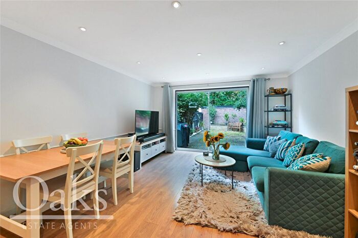 3 Bedroom End Of Terrace House For Sale In Salisbury Road, South Norwood, SE25