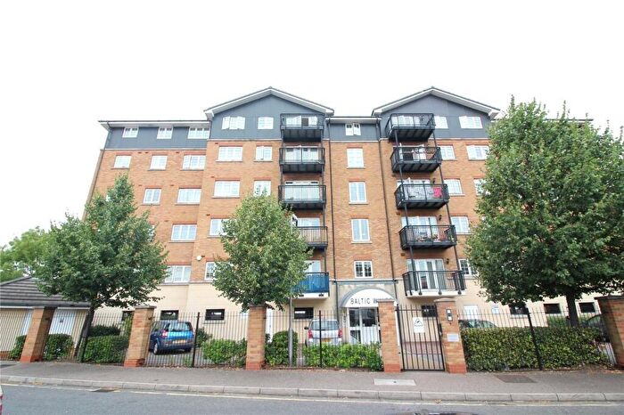 2 Bedroom Apartment For Sale In Baltic Wharf, Clifton Marine Parade, Gravesend, Kent, DA11