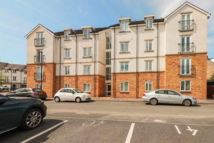 2 Bedroom Apartment For Sale In Weston View, Crookes, Sheffield, S10