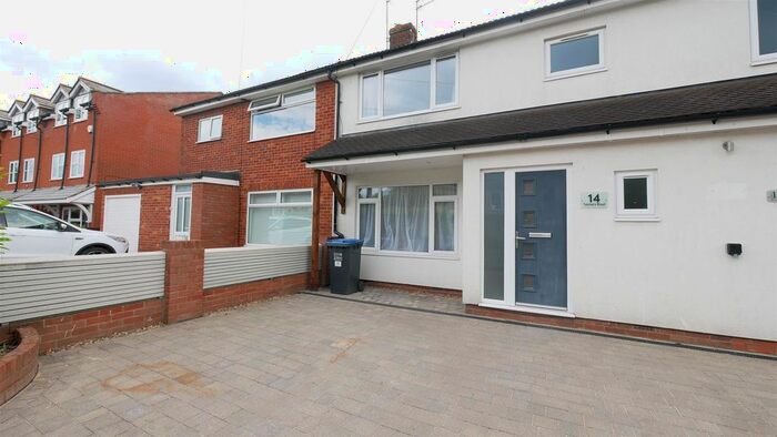 3 Bedroom Terraced House To Rent In Tolmers Road, Cuffley, Potters Bar, EN6