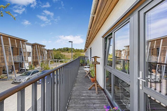 2 Bedroom Flat For Sale In Roman Way, Hanham, BS15