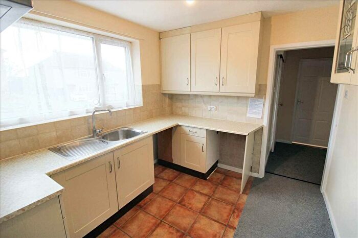 2 Bedroom Detached Bungalow For Sale In Western Drive, Heanor, DE75