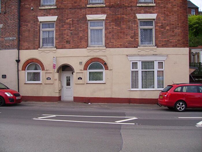 2 Bedroom Flat To Rent In Station Street, Ashbourne, Derbyshire, DE6