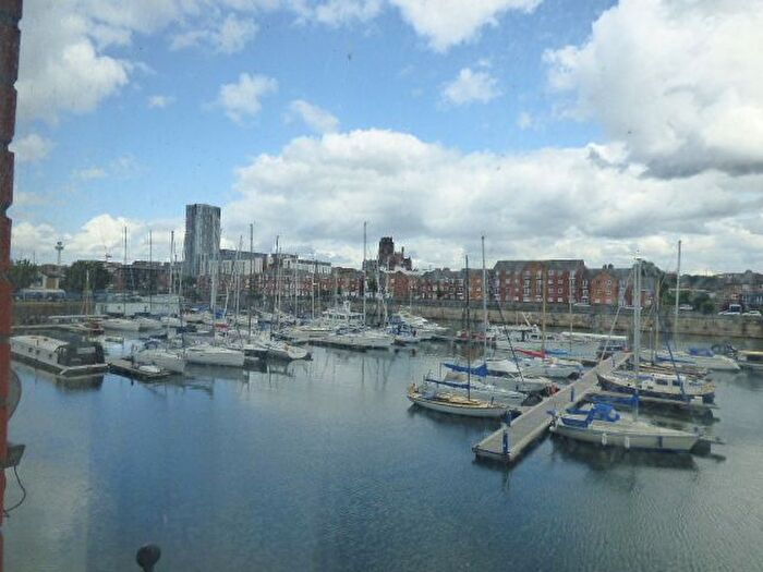 2 Bedroom Flat To Rent In South Ferry Quay, Liverpool, L3