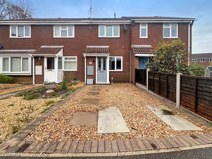 2 Bedroom Terraced House To Rent In Edmunds Close, Botley, SO30