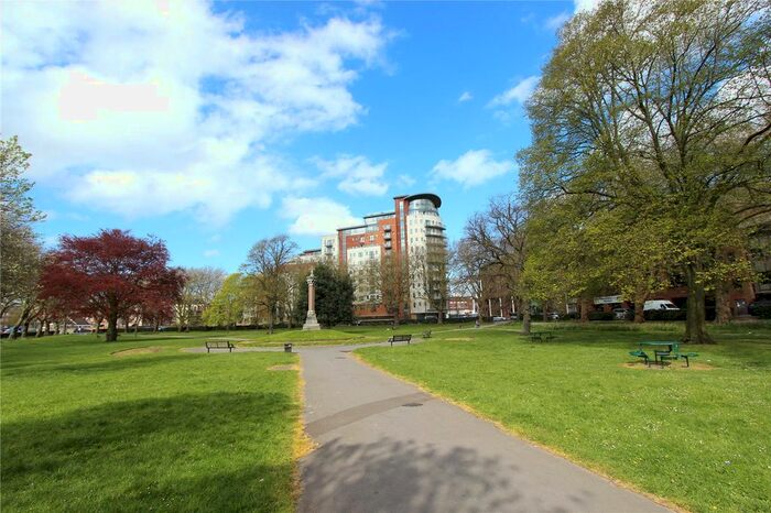 1 Bedroom Flat To Rent In Oceana Boulevard, Briton Street, Southampton, Hampshire, SO14