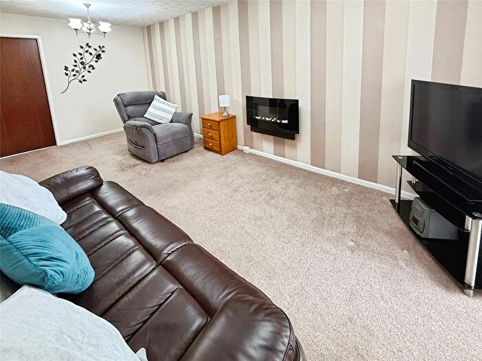 2 Bedroom Bungalow For Sale In Kirkland Close, Liverpool, Merseyside, L9