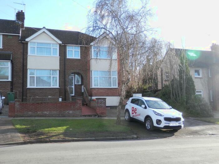 5 Bedroom End Of Terrace House To Rent In Westfield Road, Dunstable, LU6