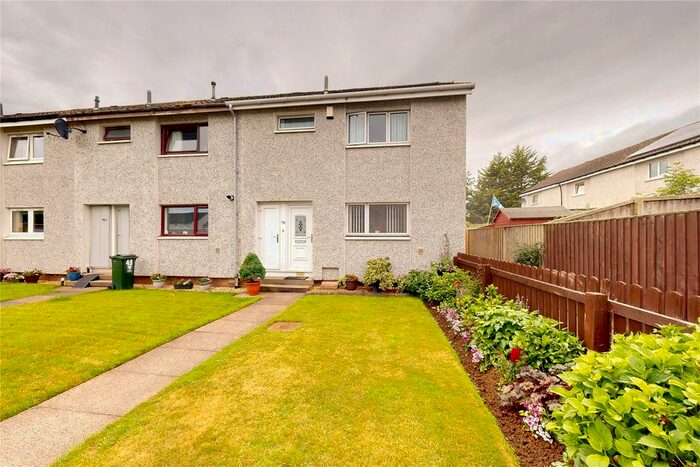 3 Bedroom Property For Sale In Crammond Place, Perth, PH1