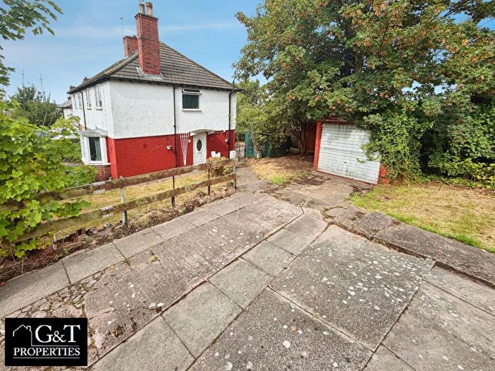 4 Bedroom Semi Detached House To Rent In Grange Road, Stourbridge, DY9