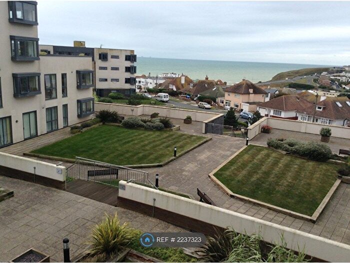 2 Bedroom Flat To Rent In Caspian Heights, Saltdean, Brighton, BN2