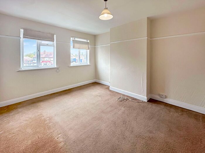 3 Bedroom Flat To Rent In Ruislip Road, Ruislip Road, Greenford, Greater London, UB6