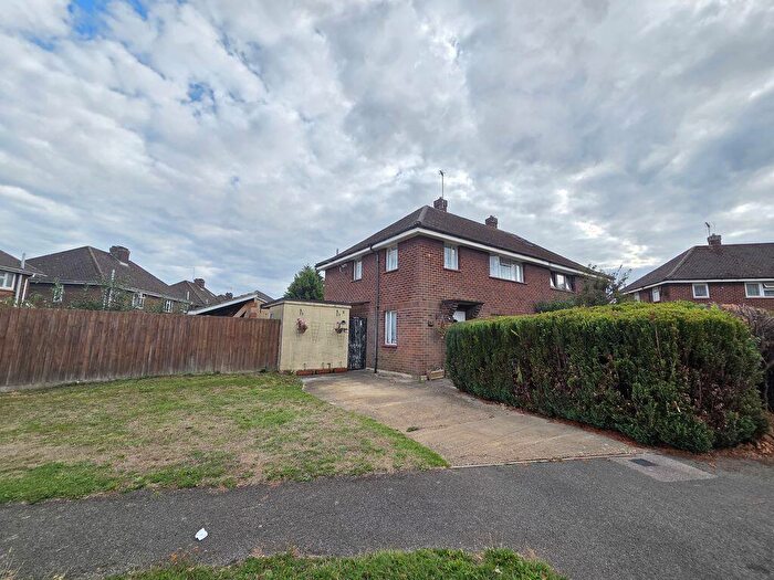 3 Bedroom Semi-Detached House For Sale In The Crescent, Bletchley, Milton Keynes, MK2