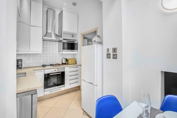 1 Bedroom Flat To Rent In West Eaton Place, Belgravia, SW1X