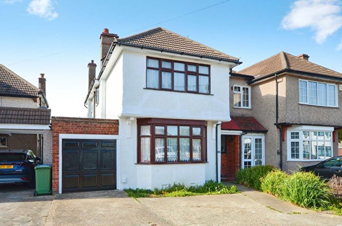 3 Bedroom Semi Detached House For Sale In Bonnersfield Close, Harrow, HA1