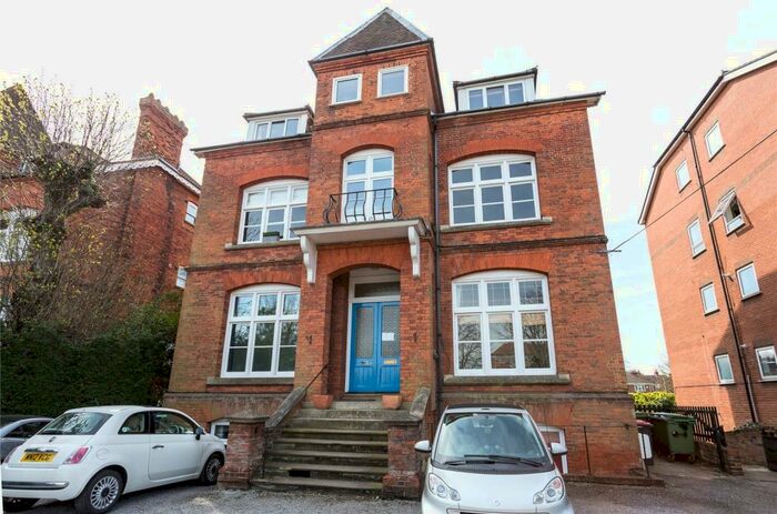 1 Bedroom Apartment To Rent In Osborne Road, Windsor, Berkshire, SL4