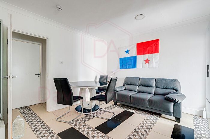 1 Bedroom Flat To Rent In Tresham Crescent, Lisson Grove, London, NW8