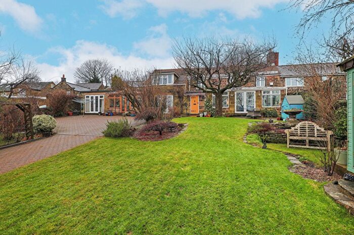 4 Bedroom Semi-Detached House For Sale In Ashover Road, Littlemoor, Ashover, S45