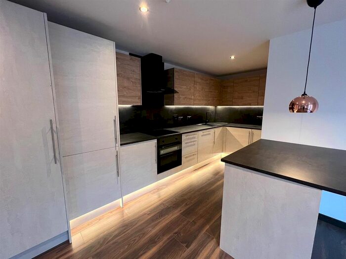 2 Bedroom Flat To Rent In Cooper House, Silvester Street, Hull, HU1