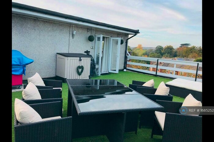 1 Bedroom Penthouse To Rent In Highmill, Ware, SG12