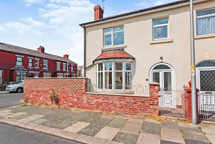 3 Bedroom End Of Terrace House To Rent In Durley Road, Blackpool, Lancashire, FY1