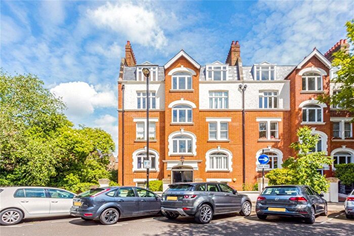 2 Bedroom Flat To Rent In Southwold Mansions, Widley Road, Maida Vale, London, W9