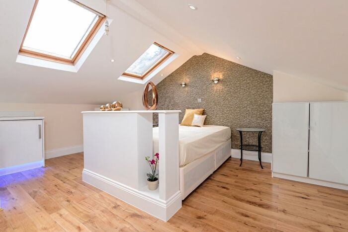 Studio To Rent In Dartmouth Road, Forest Hill, London, SE23