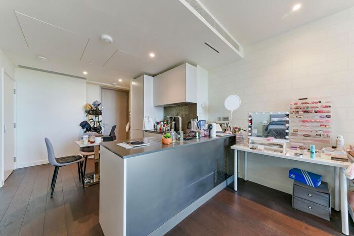 1 Bedroom Flat To Rent In Damac Tower, Nine Elms, London, SW8