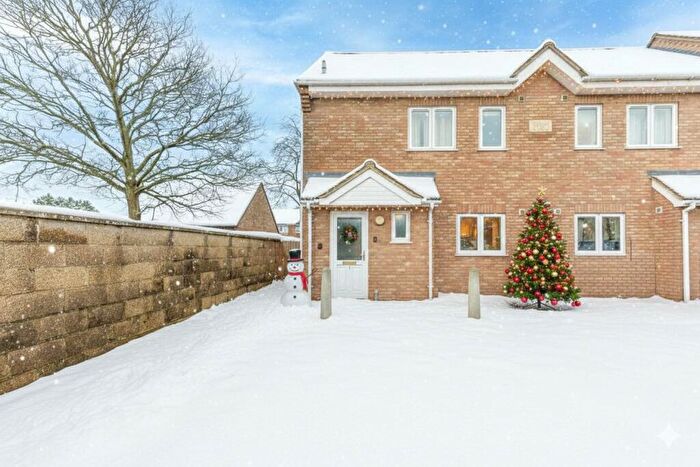 4 Bedroom End Of Terrace House For Sale In Coalville Close, March, PE15