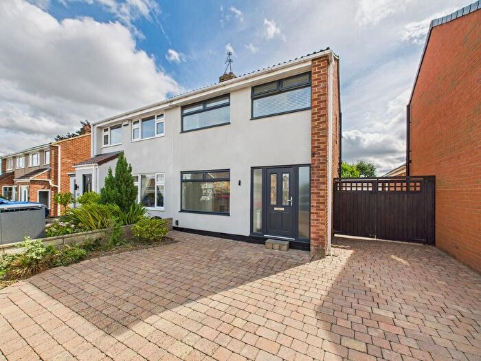 3 Bedroom Semi-Detached House To Rent In Lazenby Crescent, Darlington, DL3