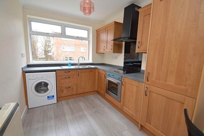 2 Bedroom Flat To Rent In Abdon Avenue, Birmingham, B29