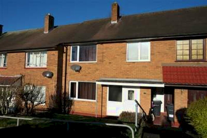 3 Bedroom House To Rent In Bartley Drive, Bartley Green, B31