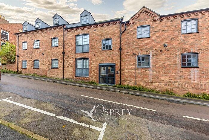 2 Bedroom Flat To Rent In Gladstone Street, Rothwell, NN14