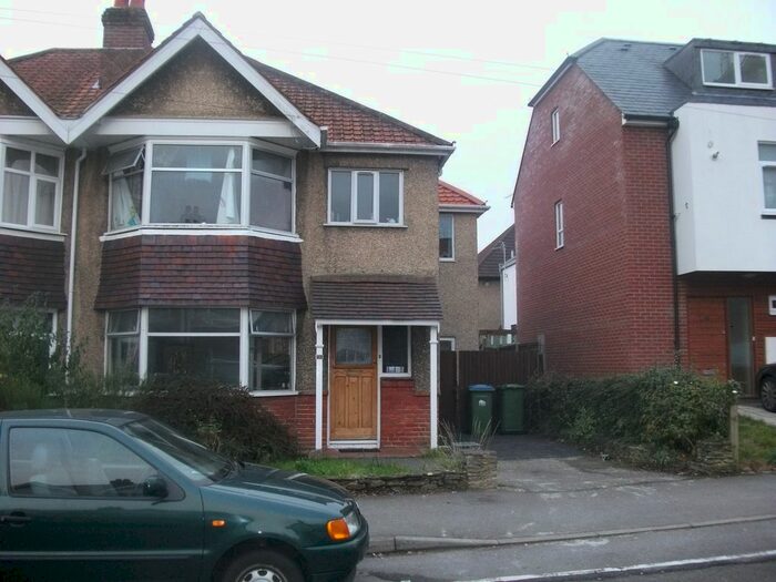 6 Bedroom Property To Rent In Ripstone Gardens, Highfield, Southampton SO17