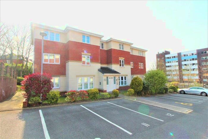 2 Bedroom Apartment To Rent In Whitecroft Meadow, Middleton, M24