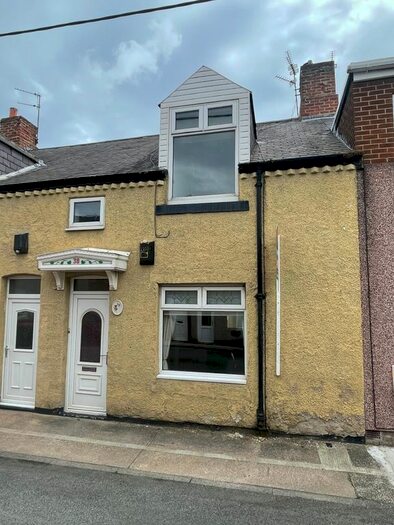 3 Bedroom Terraced House To Rent In Lord Street, Silksworth Sunderland, SR3