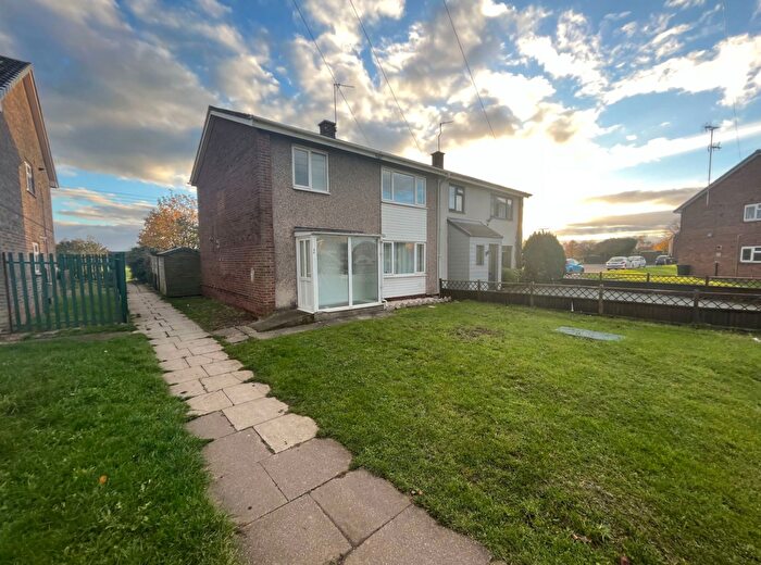 3 Bedroom Semi-Detached House To Rent In Windermere Crescent, Kirk Sandall, DN3