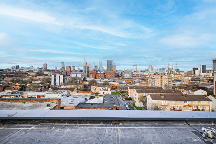 2 Bedroom Apartment To Rent In Park View, - Darwin Street, Digbeth, B12