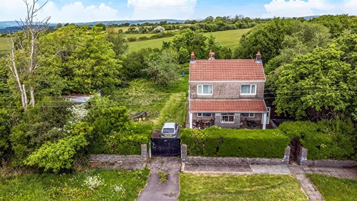3 Bedroom Detached House For Sale In Mynydd Newydd Road, Penlan, Swansea, SA5