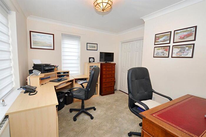 5 Bedroom Detached House For Sale In Trentham Drive, Holt Road, Sheringham, NR26