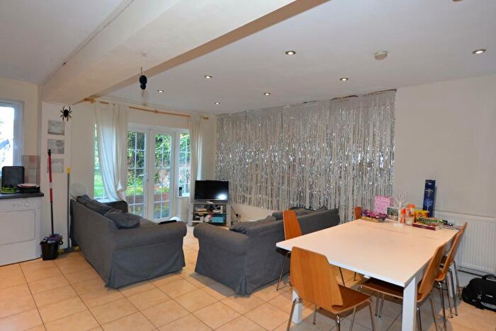 5 Bedroom Detached House To Rent In Avenue Road, Southampton, SO14