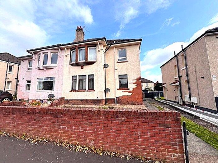 2 Bedroom Flat For Sale In Lochfield Road, Paisley, PA2