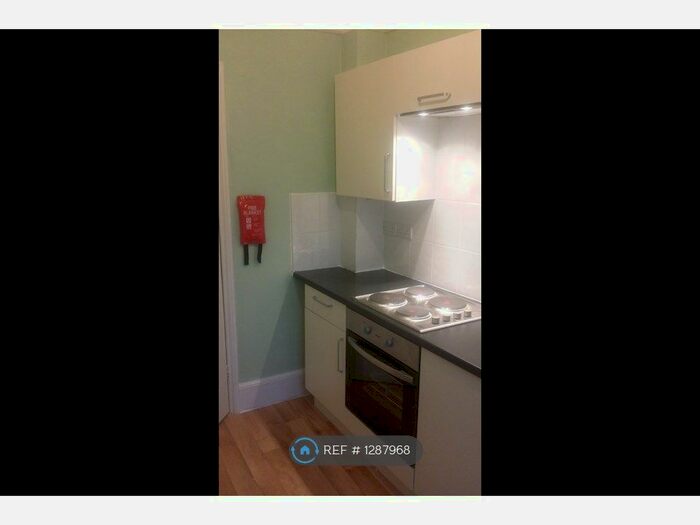 1 Bedroom Flat To Rent In Upton Road, Torquay TQ1